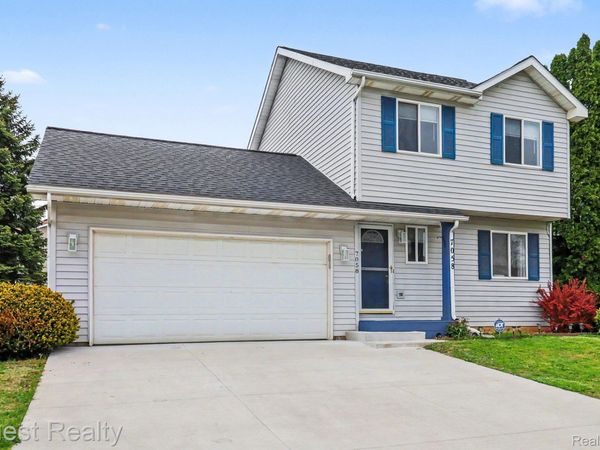 7058 Rolling Hills Drive, Waterford Township, Mi 48327