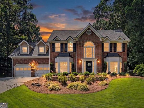 1025 Fairwood Court NW, Acworth, GA 30101