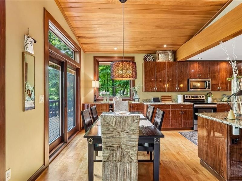 985 S Medina Line Road, Wadsworth, OH 44281 Photo 13