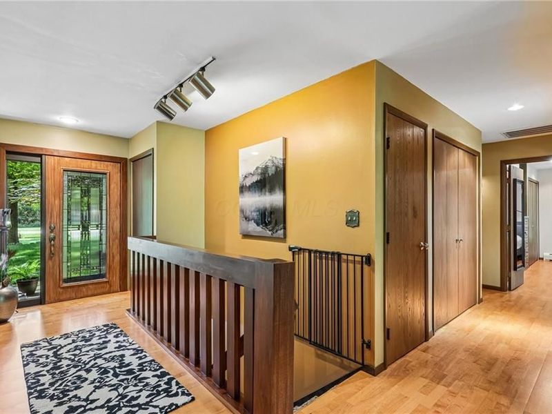 985 S Medina Line Road, Wadsworth, OH 44281 Photo 3
