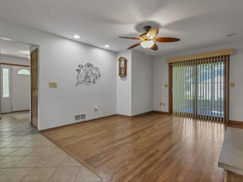 830 Harvest Lane Court , Columbus, OH 43213 Photo 12