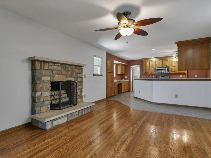 830 Harvest Lane Court, Columbus, OH 43213 Photo 16