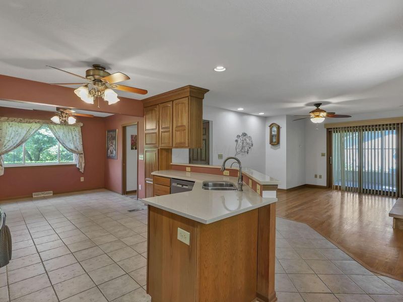 830 Harvest Lane Court , Columbus, OH 43213 Photo 17