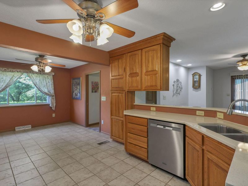 830 Harvest Lane Court , Columbus, OH 43213 Photo 22