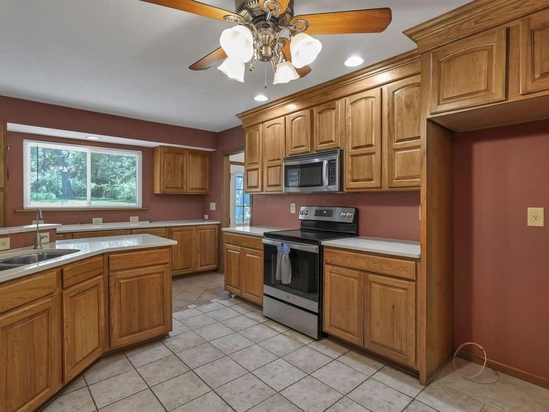 830 Harvest Lane Court, Columbus, OH 43213 Photo 26