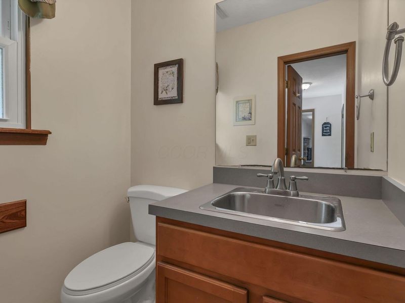 830 Harvest Lane Court , Columbus, OH 43213 Photo 35