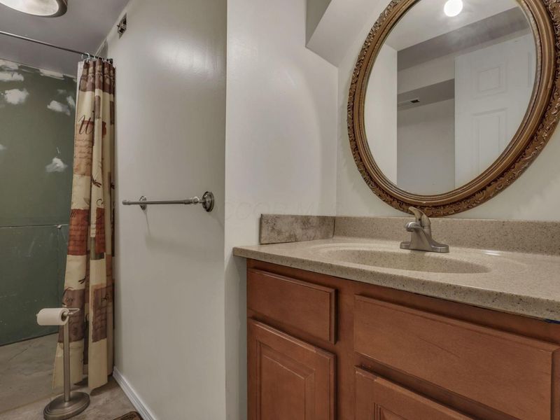 830 Harvest Lane Court , Columbus, OH 43213 Photo 53
