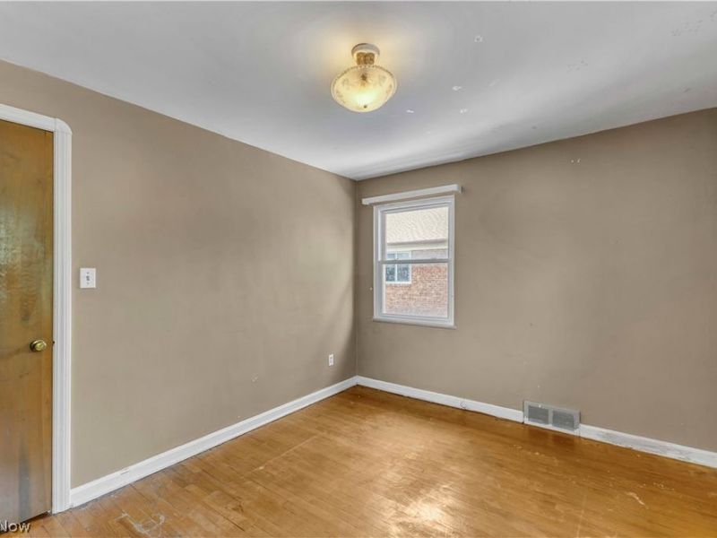14326 Lakewood Heights Boulevard, Lakewood, OH 44107 Photo 12