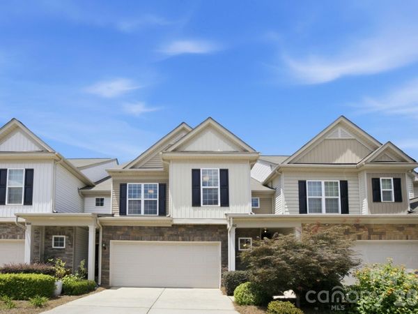 5842 Glassport Lane, Charlotte, NC 28210