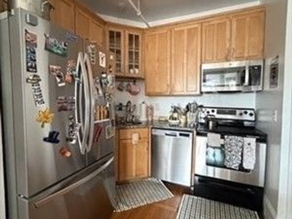 520 Beacon, Unit 6D, Boston, MA 02116