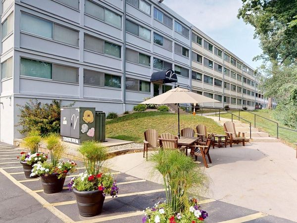 2100 Valkyrie Drive NW, Unit 401, Rochester, MN 55901