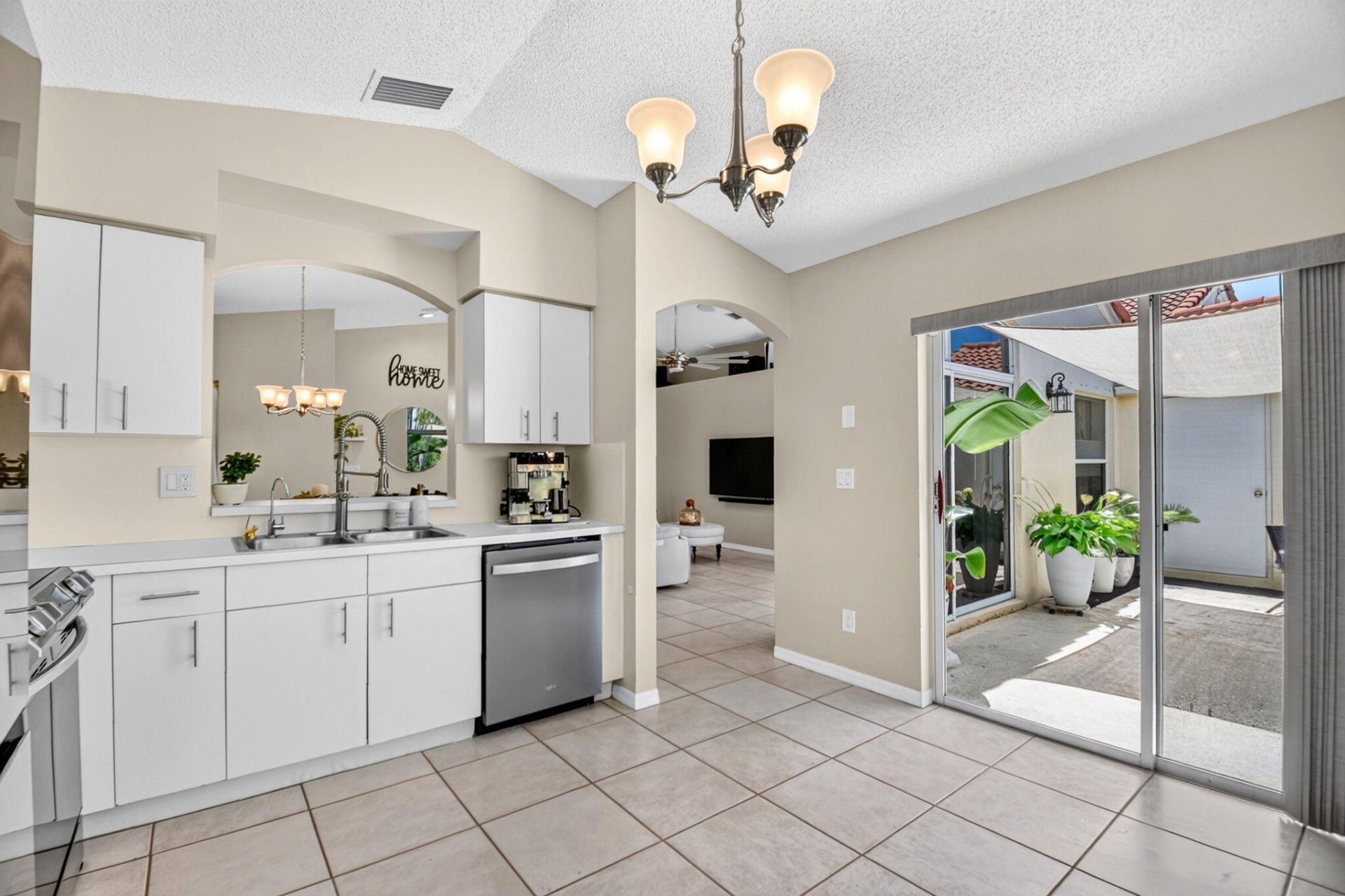 7285 Burgess Drive, Lake Worth, FL 33467 Photo