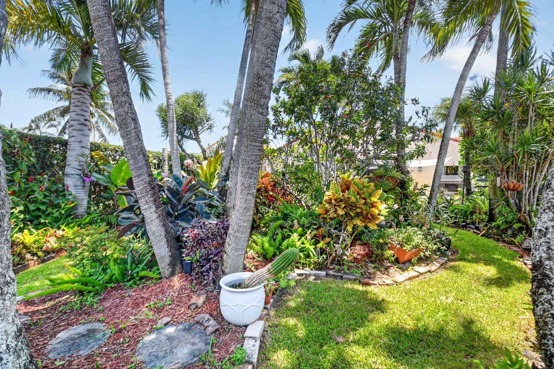 7285 Burgess Drive, Lake Worth, FL 33467 Photo