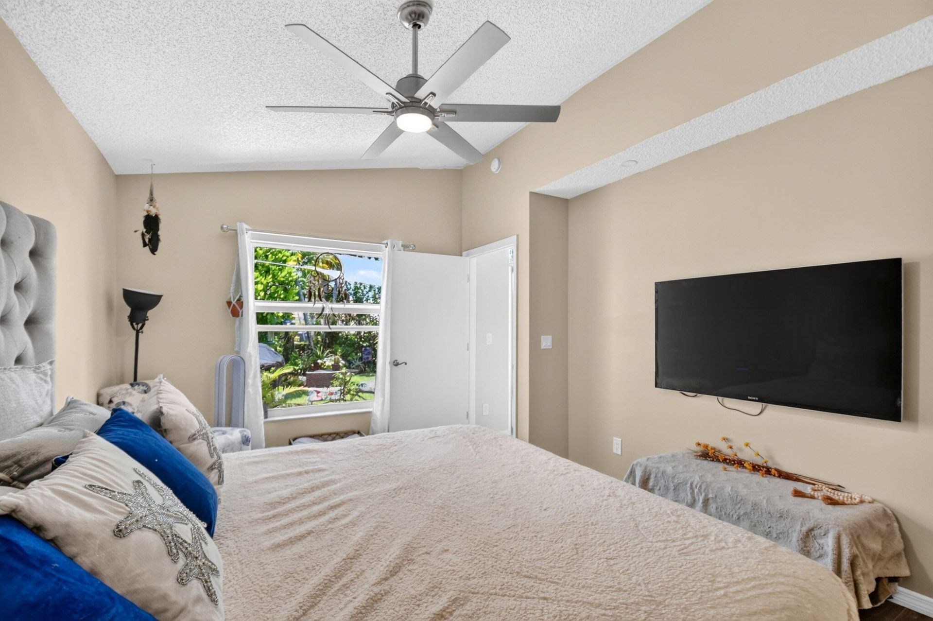 7285 Burgess Drive, Lake Worth, FL 33467 Photo