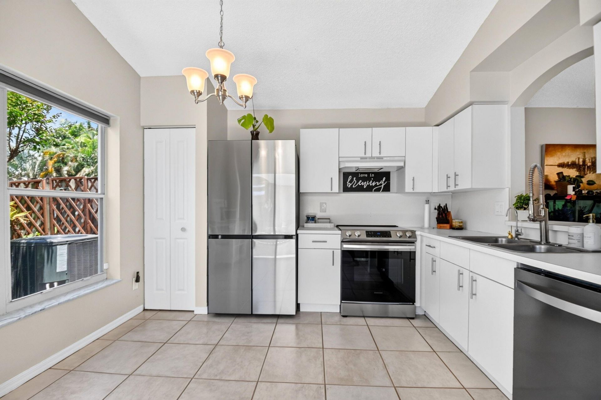 7285 Burgess Drive, Lake Worth, FL 33467 Photo