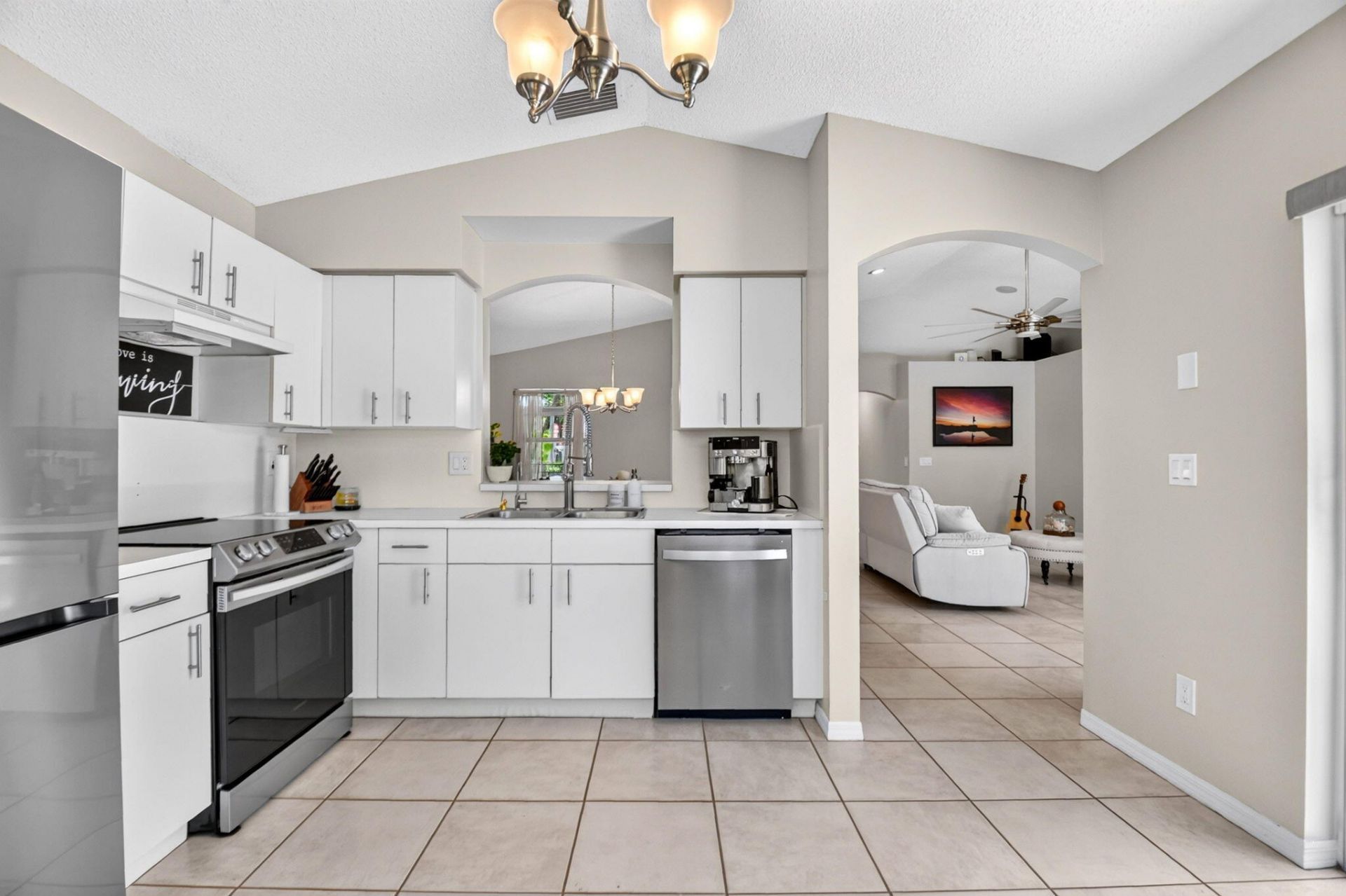 7285 Burgess Drive, Lake Worth, FL 33467 Photo