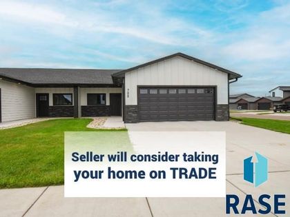 700 N Clark St Lennox, SD 57039