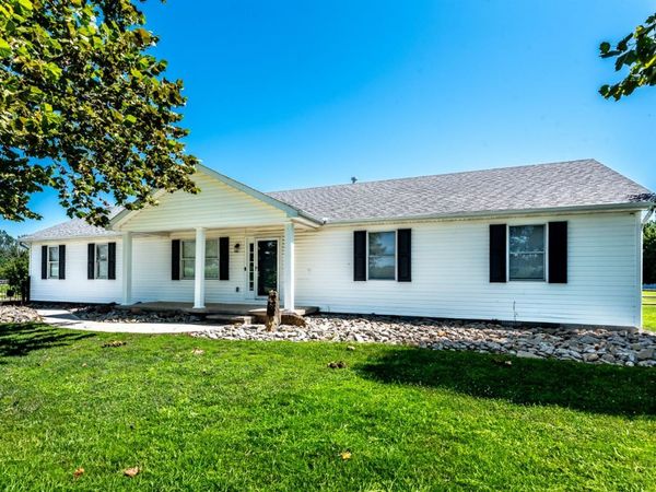 94 Fawn Lane, Blanchester, OH 45107