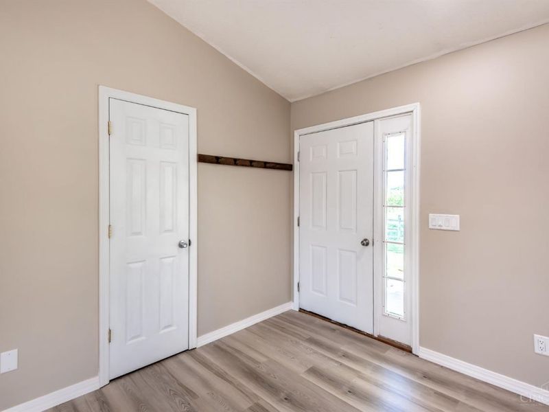 94 Fawn Lane, Blanchester, OH 45107 Photo 4
