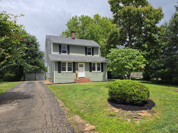 692 W Kemper Road, Springdale, OH 45246