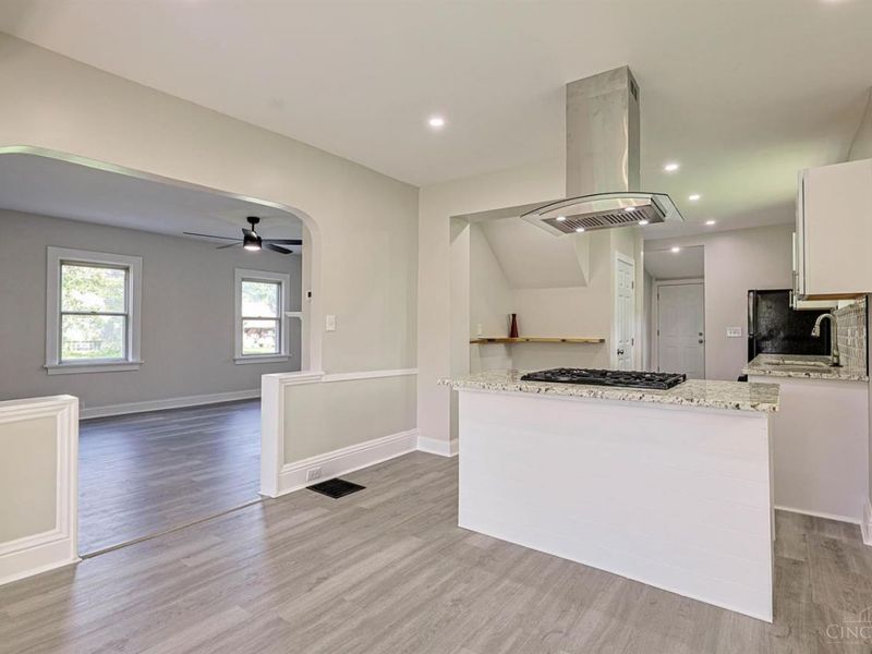 692 W Kemper Road, Springdale, OH 45246 Photo 14