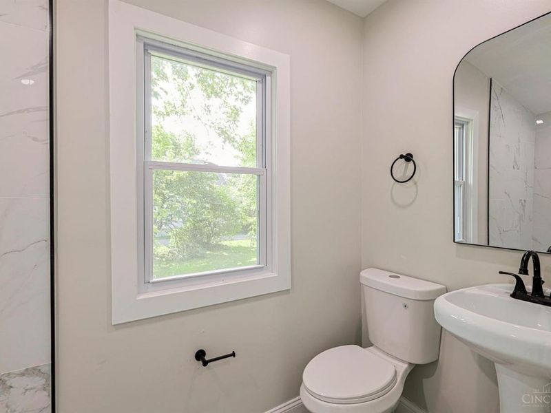 692 W Kemper Road, Springdale, OH 45246 Photo 26