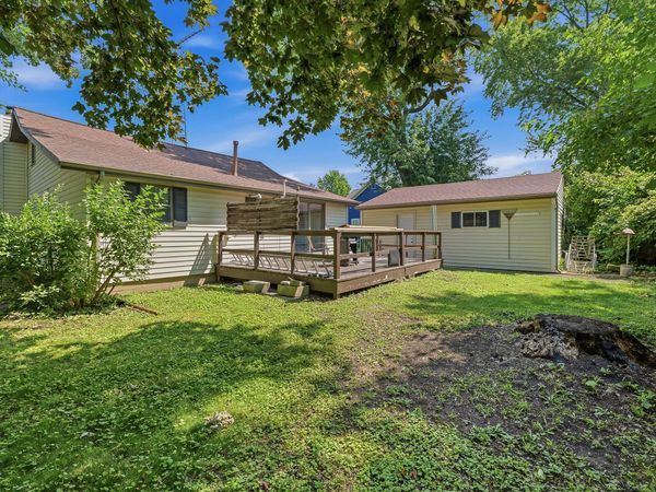 W5250 Bechaud Beach Dr, Fond Du Lac, WI 54935