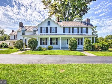 17796 HARMONY CHURCH ROAD, HAMILTON, VA 20158