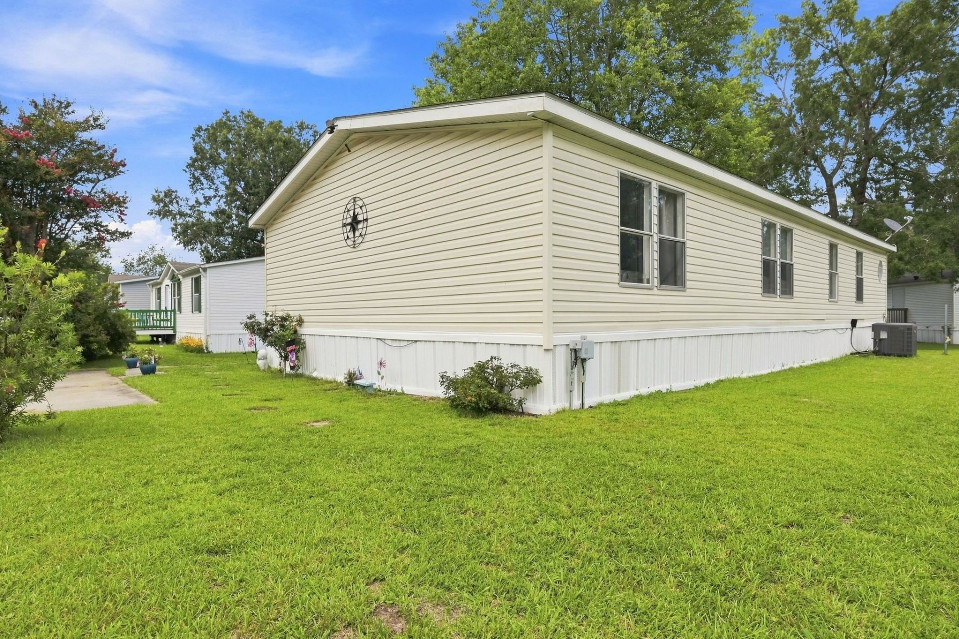 510 Folly Estates Dr. Photo 3