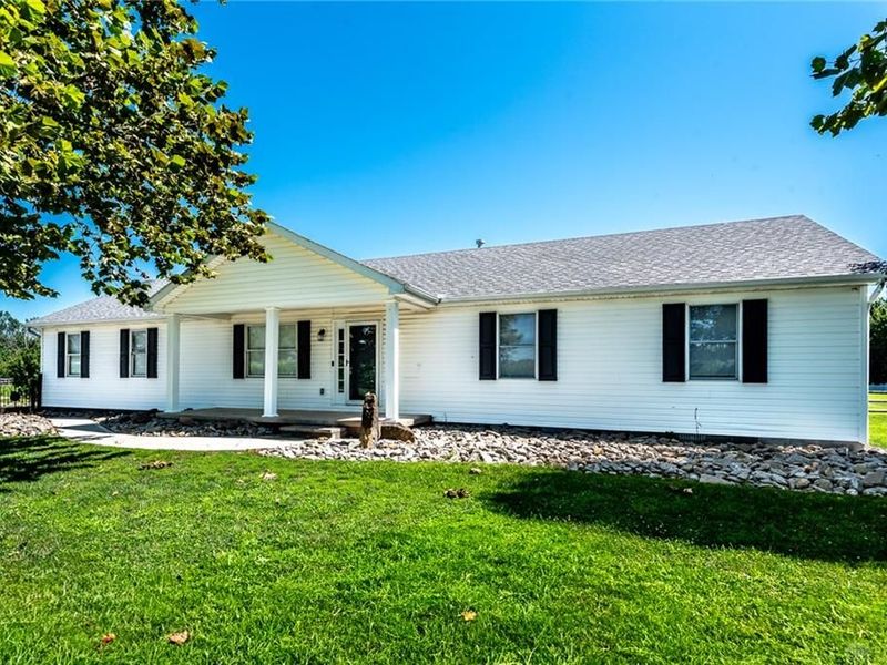 94 Fawn Lane, Blanchester, OH 45107 Photo 1