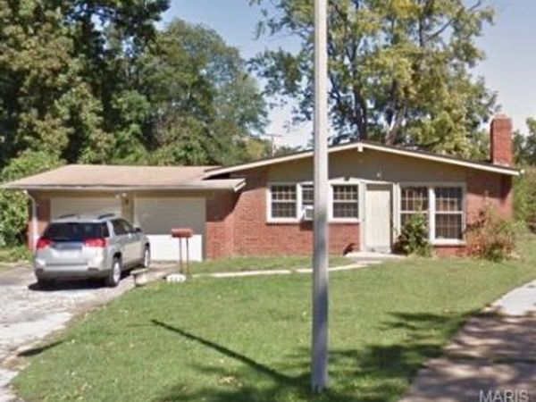 512 Hinsdale Court , Rock Hill, MO 63119