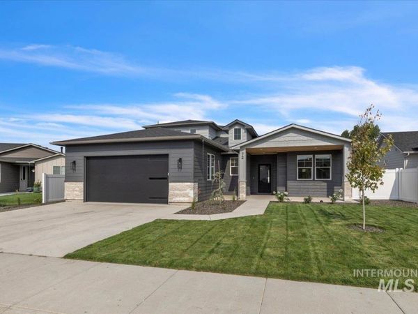 72 S Ravine Way, Nampa, ID 83687