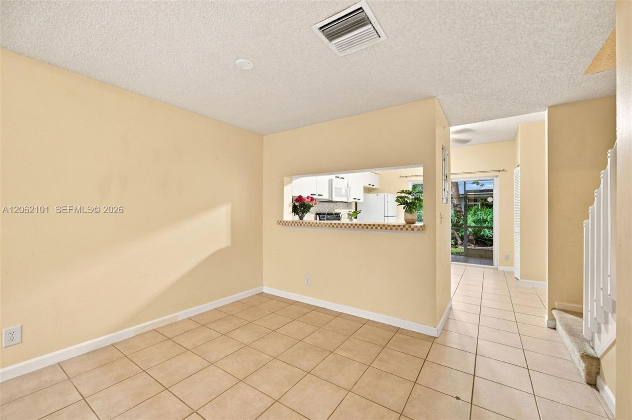 3329 Celebration Ln, Unit 139, Margate, FL 33063 Photo
