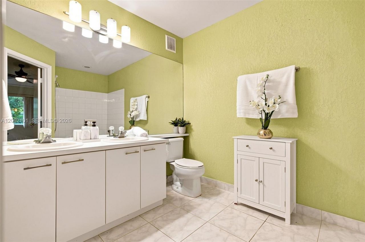 3329 Celebration Ln, Unit 139, Margate, FL 33063 Photo