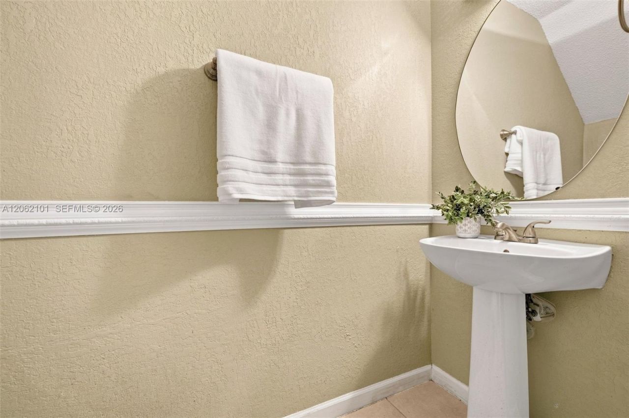 3329 Celebration Ln, Unit 139, Margate, FL 33063 Photo