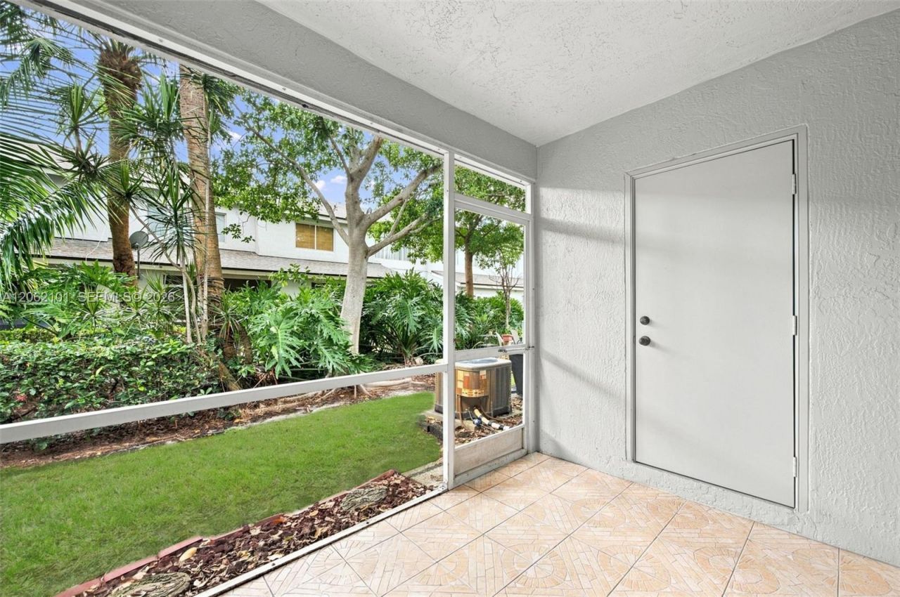 3329 Celebration Ln, Unit 139, Margate, FL 33063 Photo