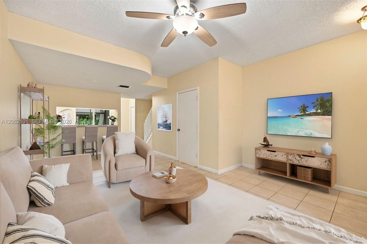 3329 Celebration Ln, Unit 139, Margate, FL 33063 Photo