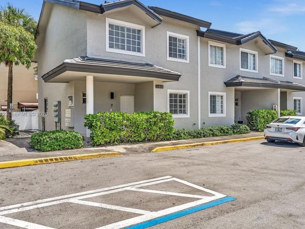 11810 NE 19th Dr , Unit 5, North Miami, FL 33181