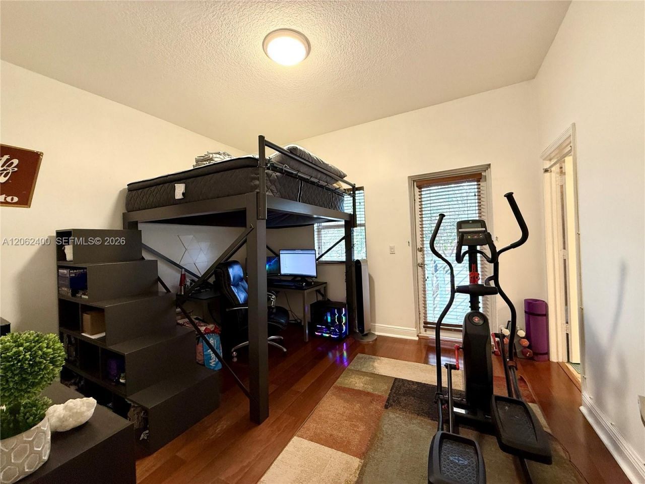 1033 SW 9th Ct, Unit M-2, Miami, FL 33130 Photo