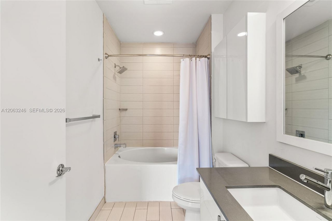 999 SW 1st Ave , Unit PH08, Miami, FL 33130 Photo
