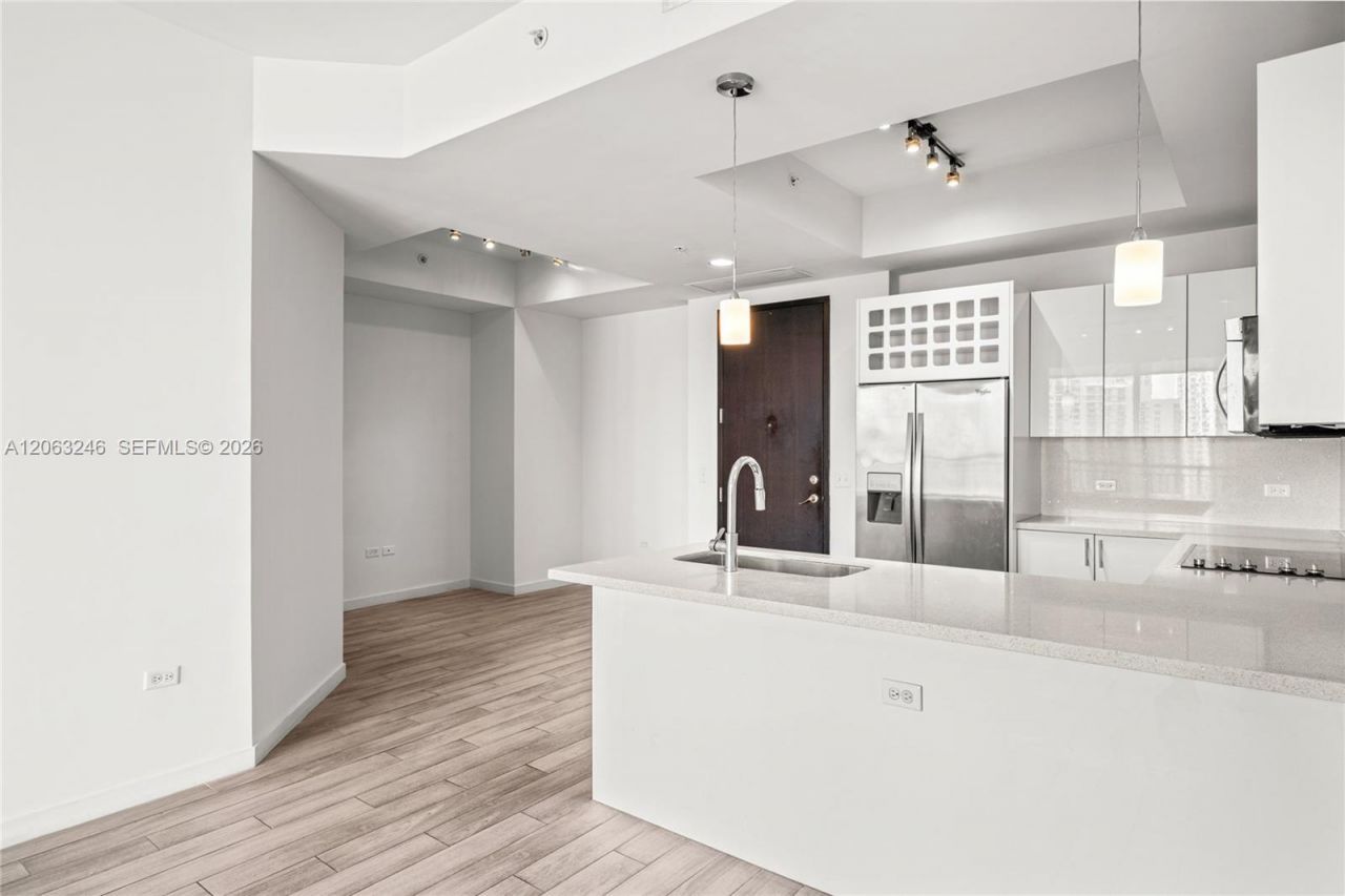 999 SW 1st Ave , Unit PH08, Miami, FL 33130 Photo