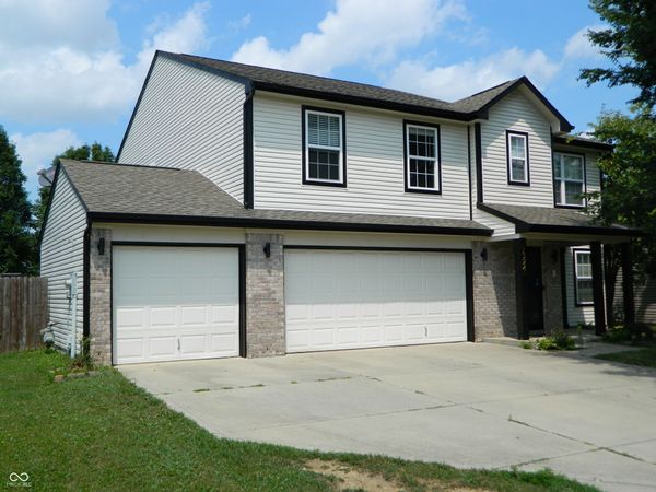 1324 Niagara Lane , Franklin, IN 46131