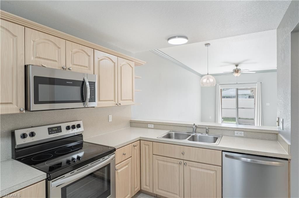 1227 SE 23rd Pl , Unit 3, Cape Coral, FL 33990 Photo