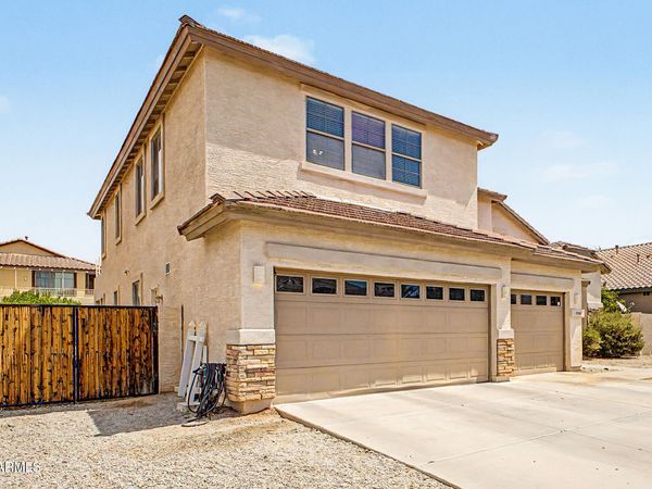 8606 W MORTEN Avenue, Glendale, AZ 85305