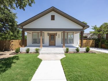 1321 E Magnolia Avenue, Fort Worth, TX 76104