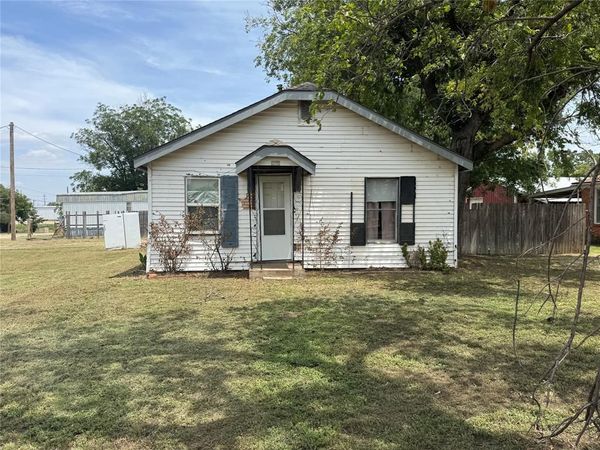 301 S Ave G , Haskell, TX 79521