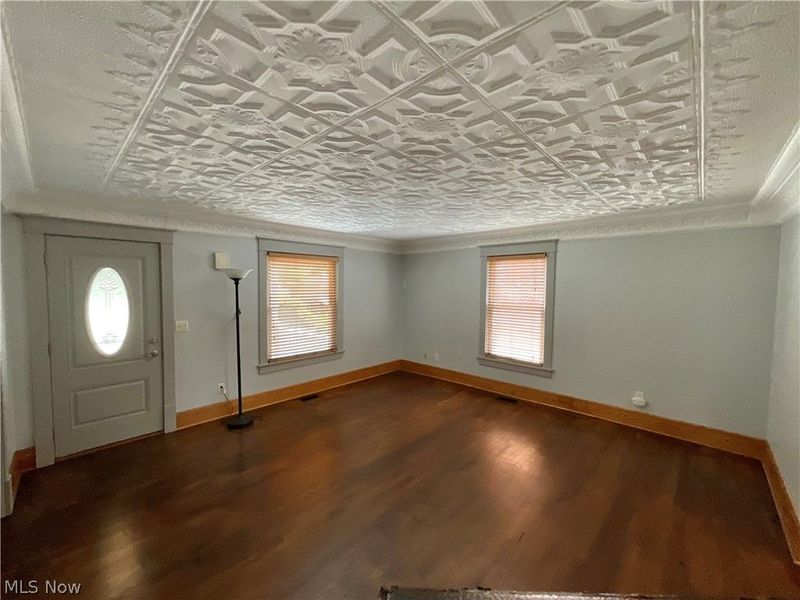 110 Bentley Street, Hubbard, OH 44425 Photo 9