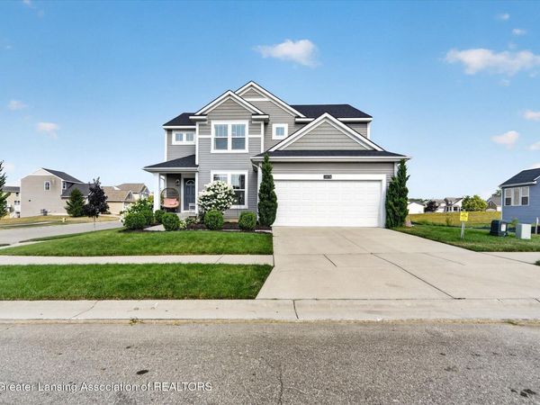 11674 Hickory Drive, Grand Ledge, MI 48837