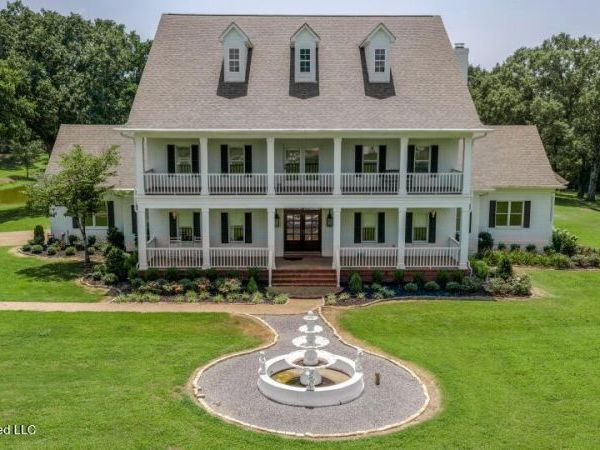 618 Brooks Chapel Road, Coldwater, MS 38618