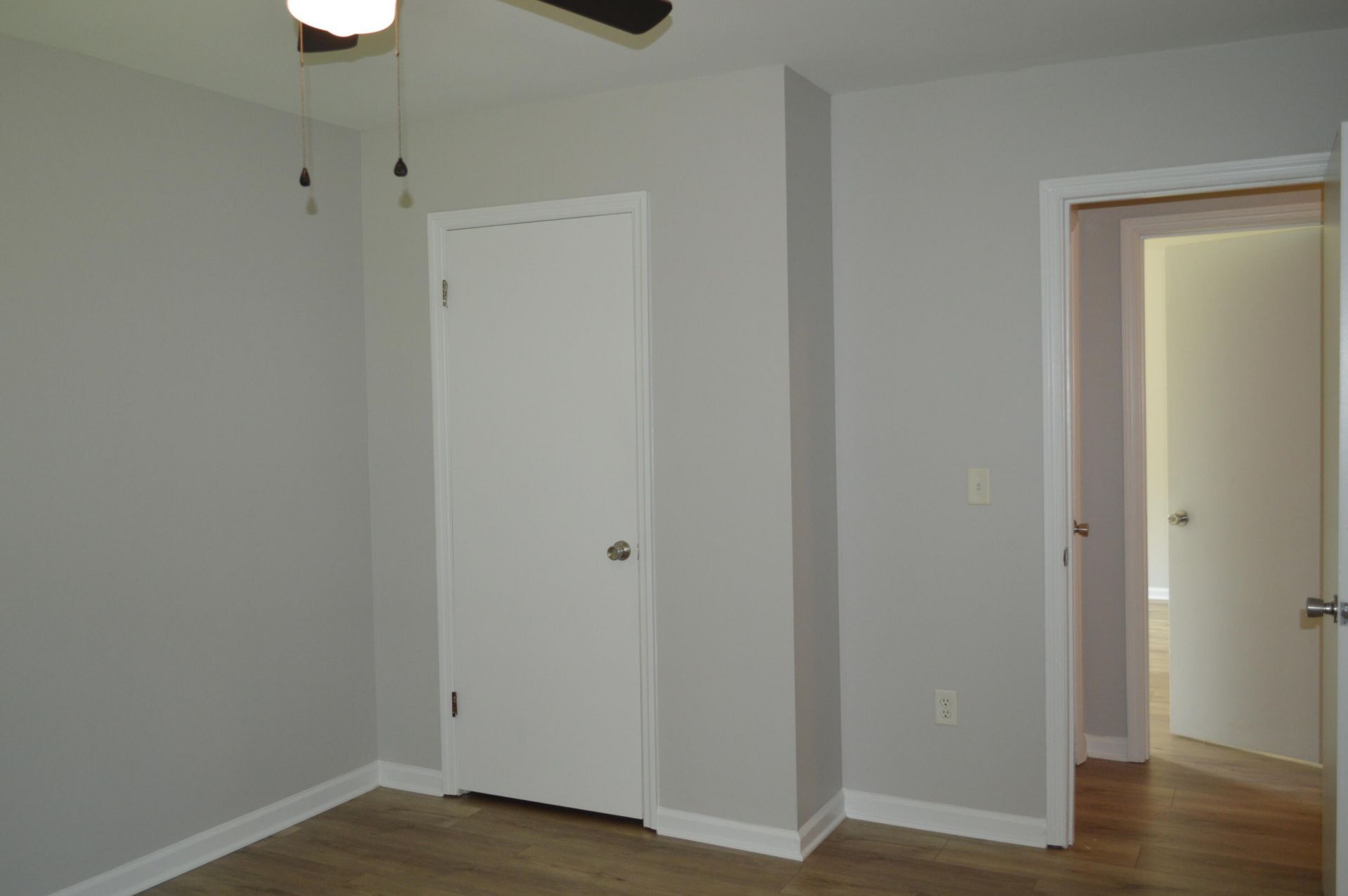 1777 Banbury Road Photo 14